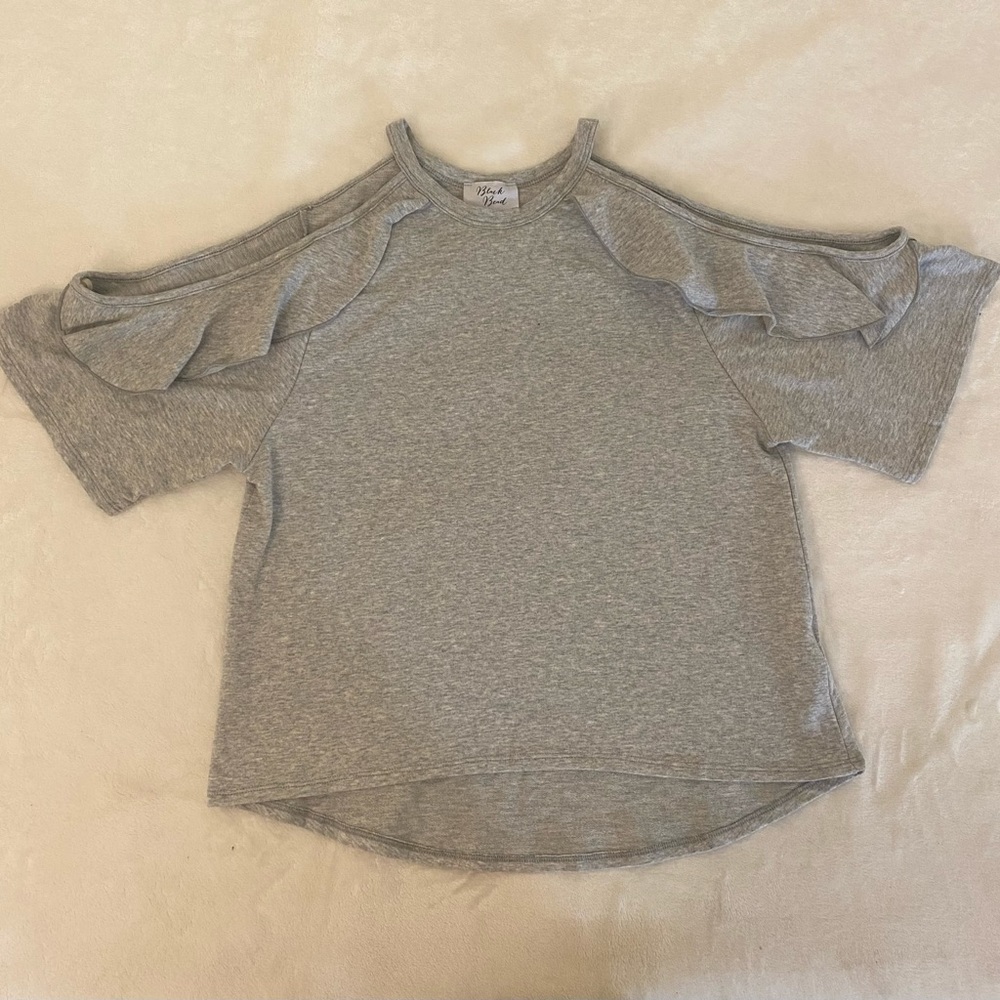 Cut Out Shoulder Top with Ruffle Detailing - Picture 3 of 6